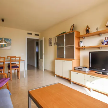 2 Bedroom In Mont-roig Del Camp Apartment *