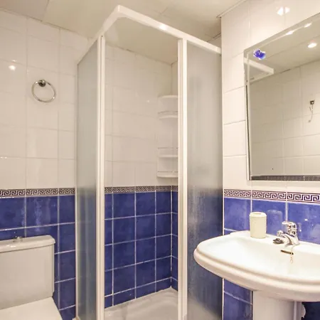 Apartment 2 Bedroom In Mont-roig Del Camp *