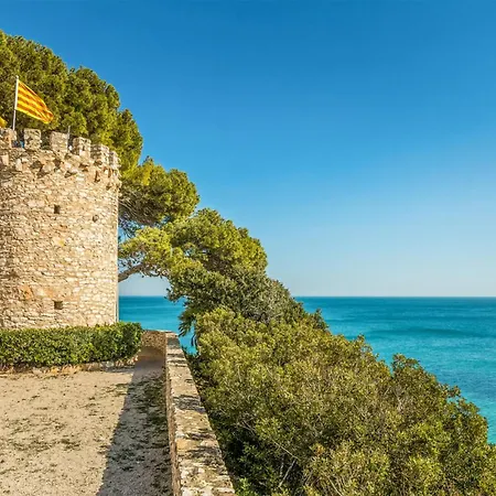 Apartment 2 Bedroom In Mont-roig Del Camp
